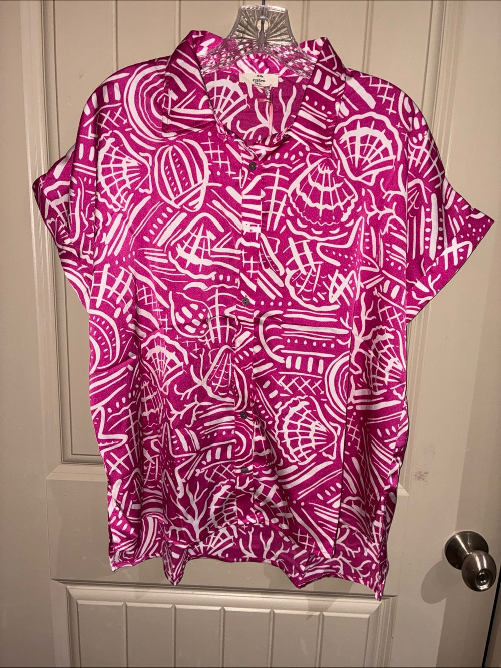 entro Pink and White Shell-Print Button Down Top